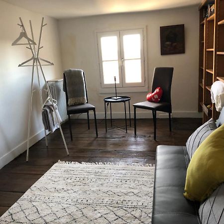 Beautifully Renovated Rooms On Place New York Angoulême Buitenkant foto