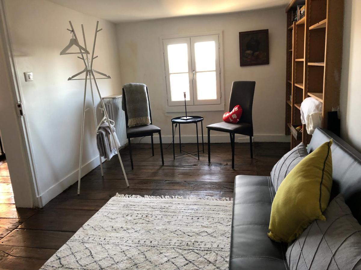 Beautifully Renovated Rooms On Place New York Angoulême Buitenkant foto